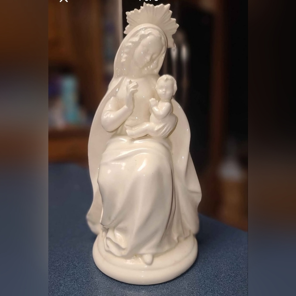 RARE West Germany Mary with Child Figuerine